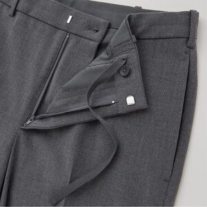 Uniqlo Gray Ankle Pants